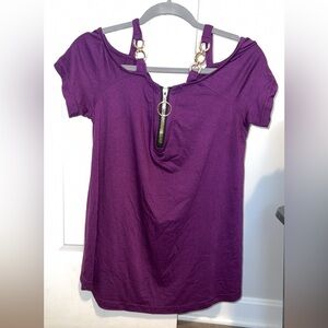 Women's Top with Zipper